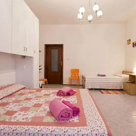 Cervi Flat Close To The Sea And The Historic Centre Of
