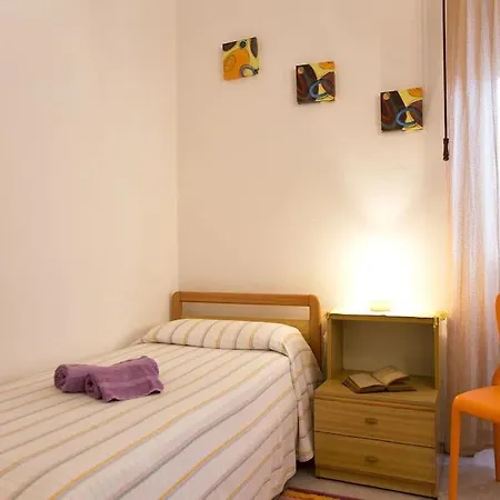 Daire Cervi Flat Close To The Sea And The Historic Centre Of *