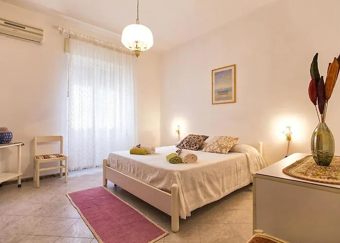 Daire Cervi Flat Close To The Sea And The Historic Centre Of *