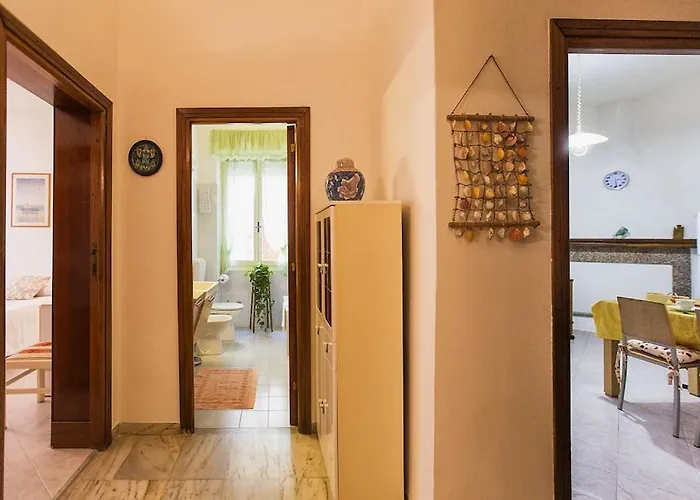 Cervi Flat Close To The Sea And The Historic Centre Of